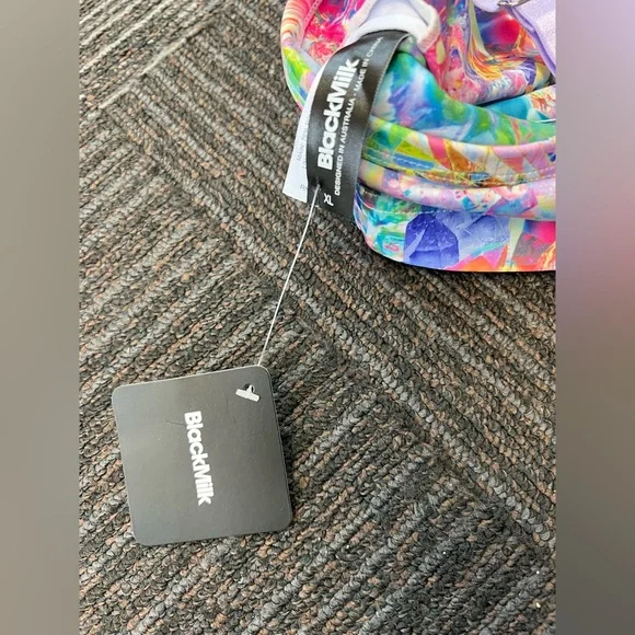 Blackmilk - XL - CRYSTAL MAGIC TWIST CROP - LIMITED - Picture 8 of 9